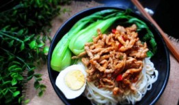 娱乐吃瓜酱吃面条视频下载,一网打尽美食与娱乐的双重享受