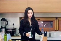 吃瓜阿姨侃娱乐